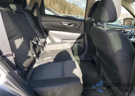 2019 Nissan Rogue S z USA, uszkodzony, nr VIN KNMAT2MV8KP501936